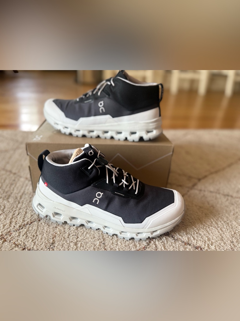 On Cloudhero Mid Waterproof Hiking Boots Black Eclipse 6.5Y/8w NIB
